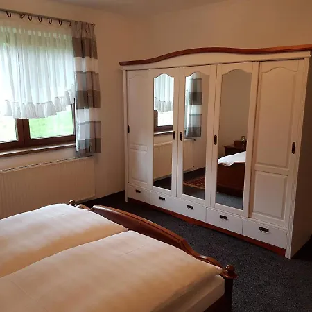 Maria * Velden am Wörthersee